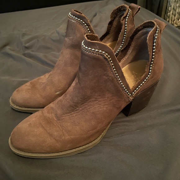 Crown Vintage Woody Booties 